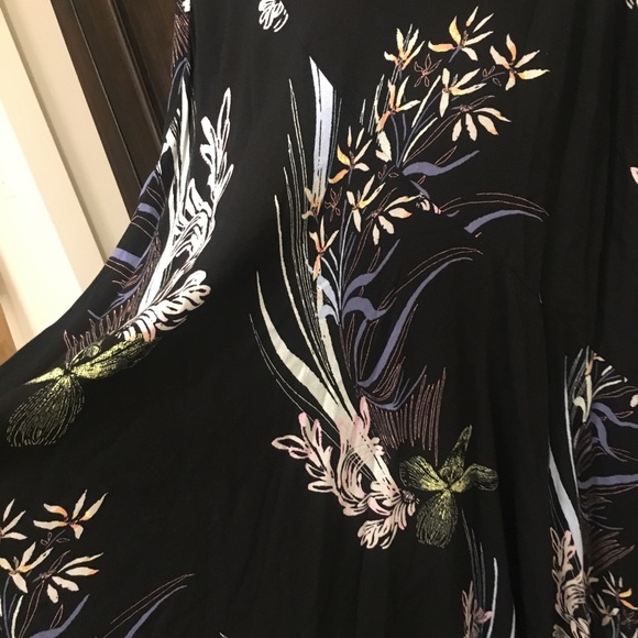 NWT Free People Clear Skies Cold Shoulder Tunic - Picture 6 of 6